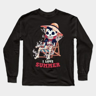 Dracula loves summer // Vampire, holidays, sunbathing Long Sleeve T-Shirt